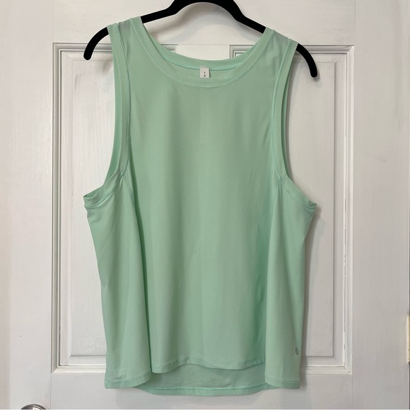 Lululemon | Sole training tank - Picture 4 of 7